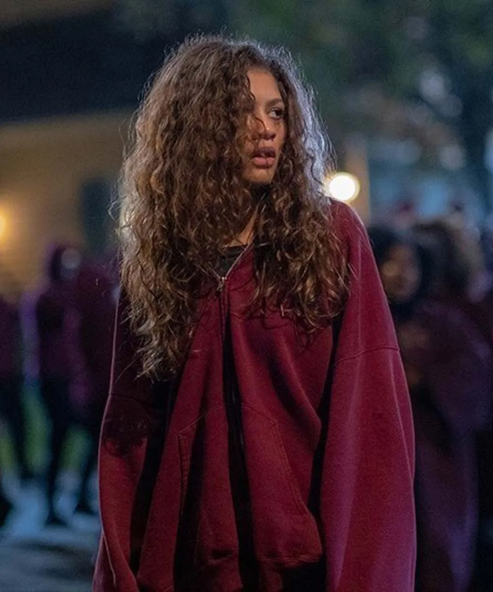 Euphoria: Rue Bennett Outfit